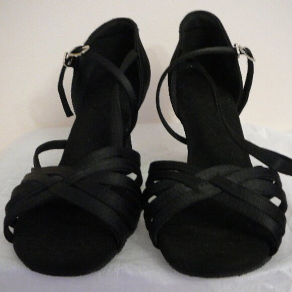 Ladies Black Soft Bottom Satin Strappy Open Toe 2.5" Heel Sandals-Size 7 - Picture 6 of 6